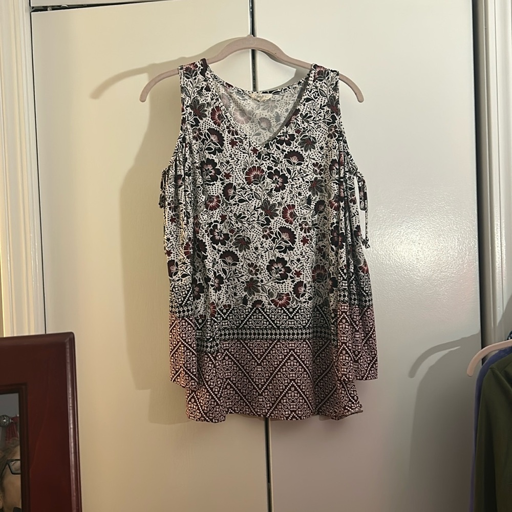 cold shoulder tunic very flowy